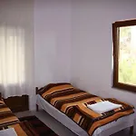 Gül * Kalkan